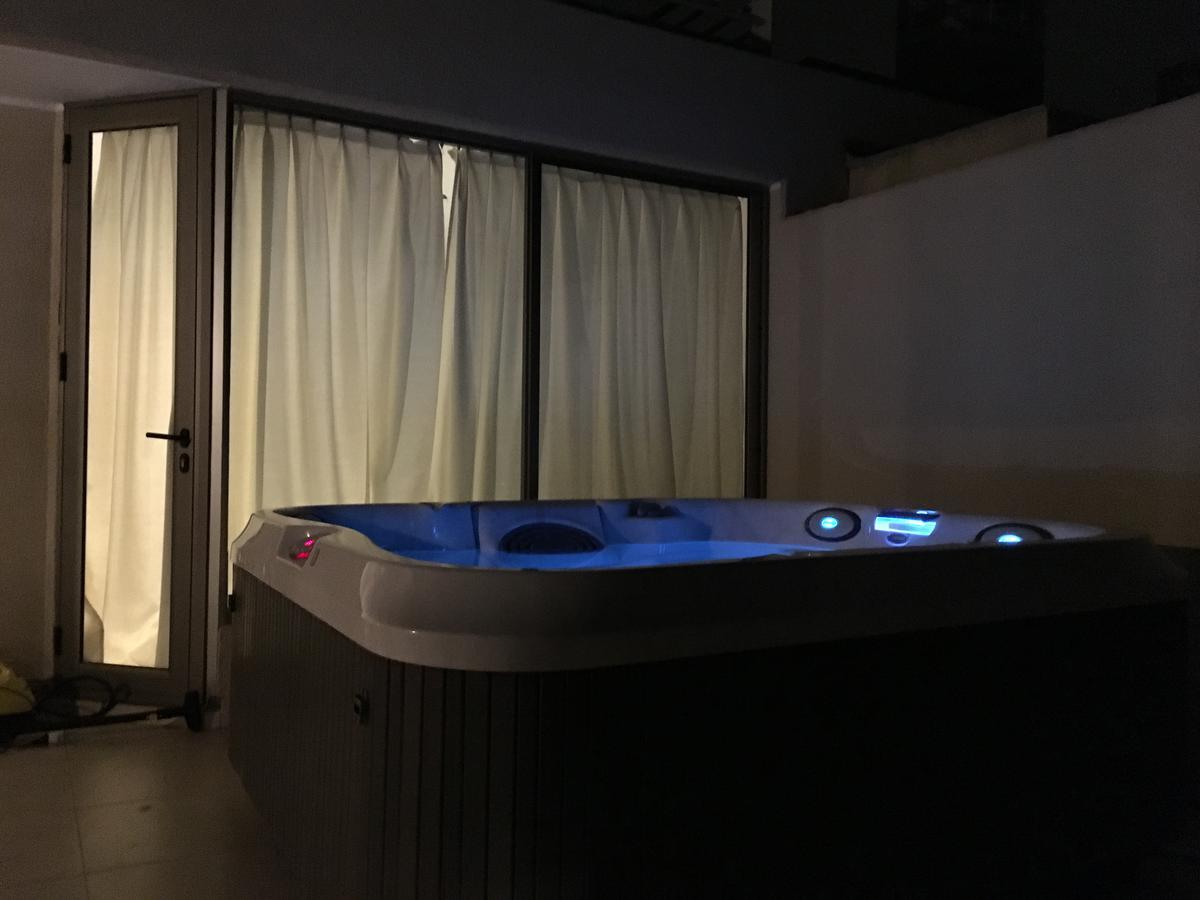 Duplex Jacuzzi San Alfonso Del Mar Apartment อัลการ์โรโบ ภายนอก รูปภาพ